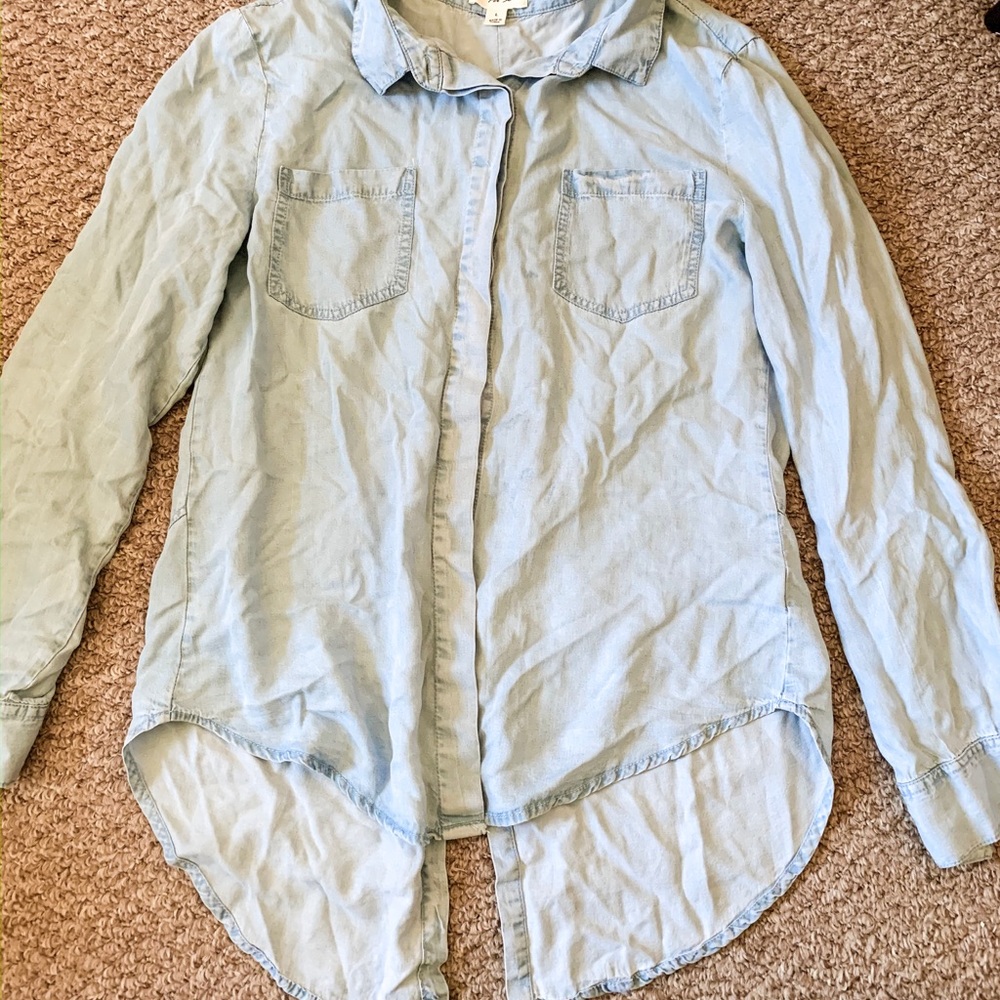 Light Blue Hi-Low Chambre Button Down Shirt